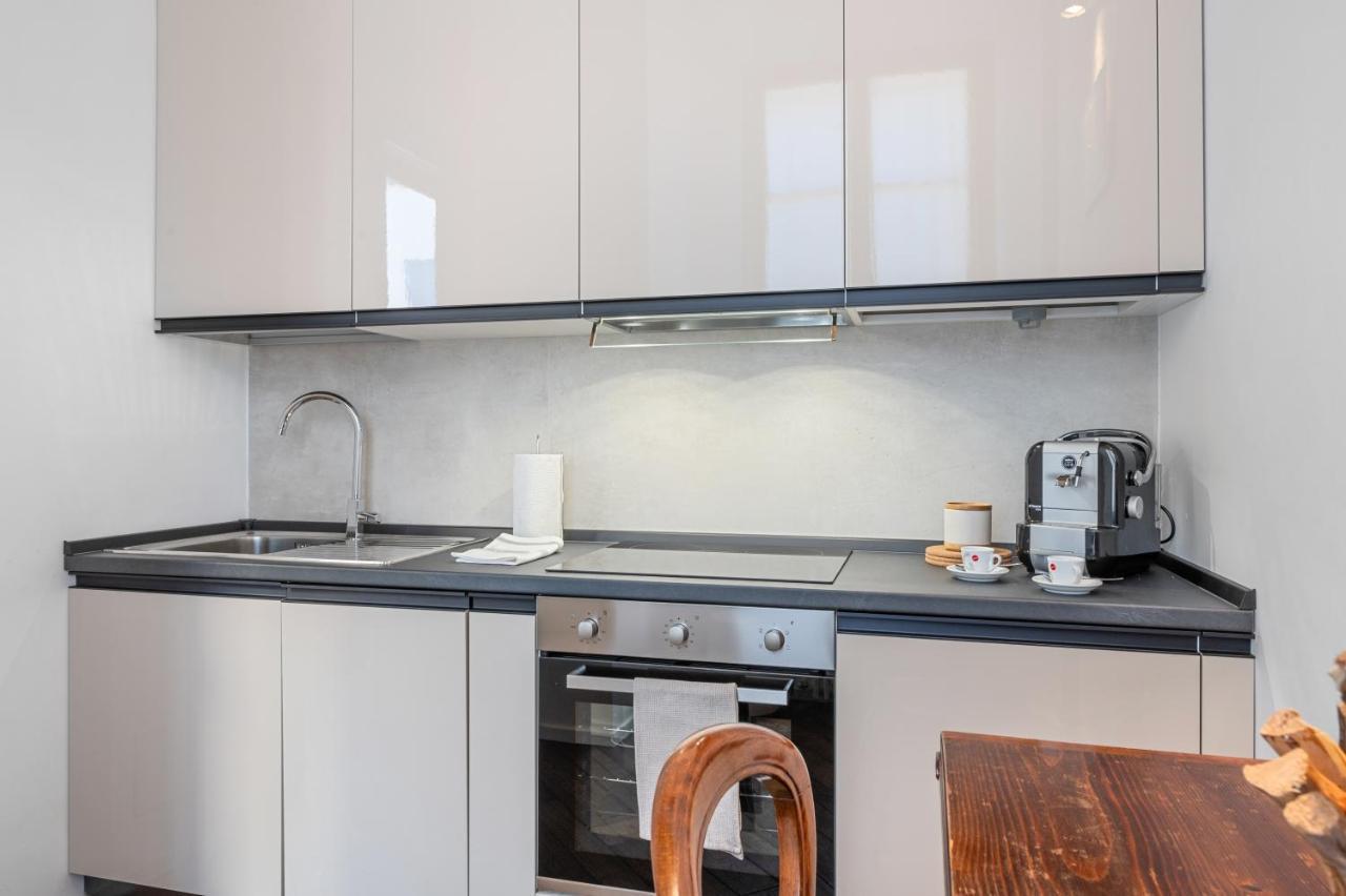 Apartment Palazzo Della Pilotta Roomy And Quiet Flat