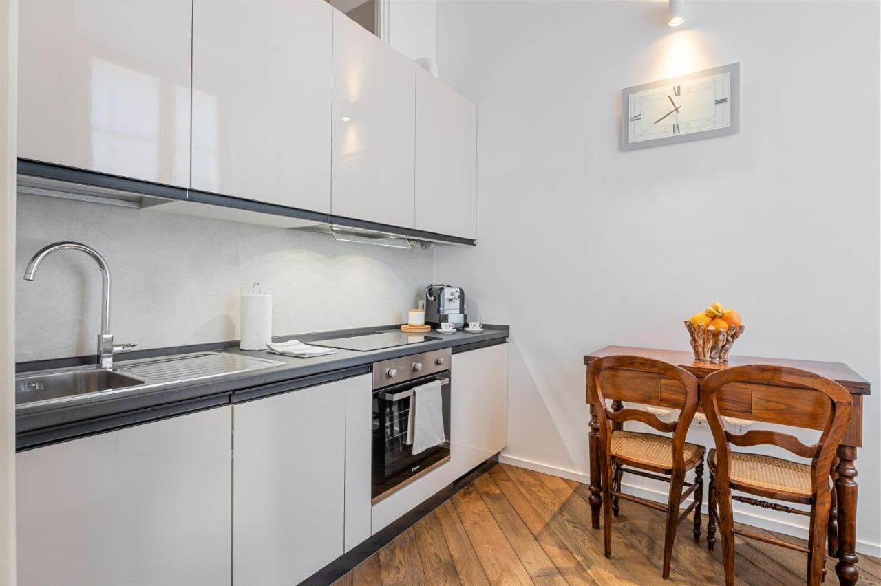 Apartment Palazzo Della Pilotta Roomy And Quiet Flat *