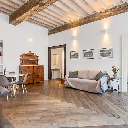 Palazzo Della Pilotta Roomy And Quiet Flat Parma Exterior photo